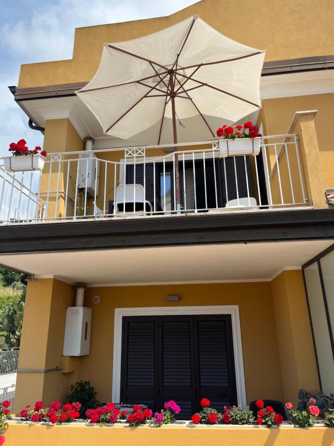 Residenza De Luca Apartment Tropea Exteriör bild